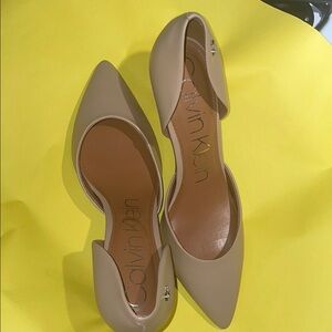 Calvin Klein Women's Tan Pumps